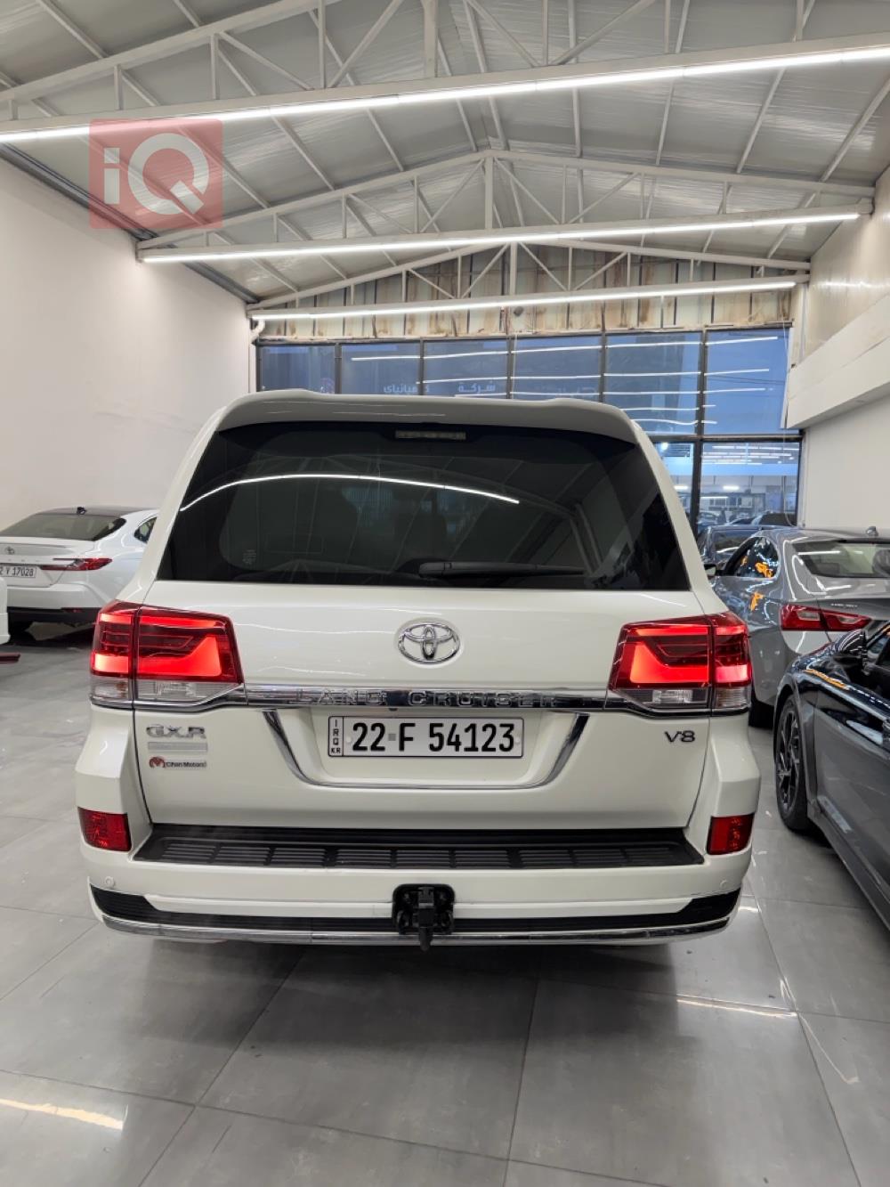 تۆیۆتا لاند کروزەر